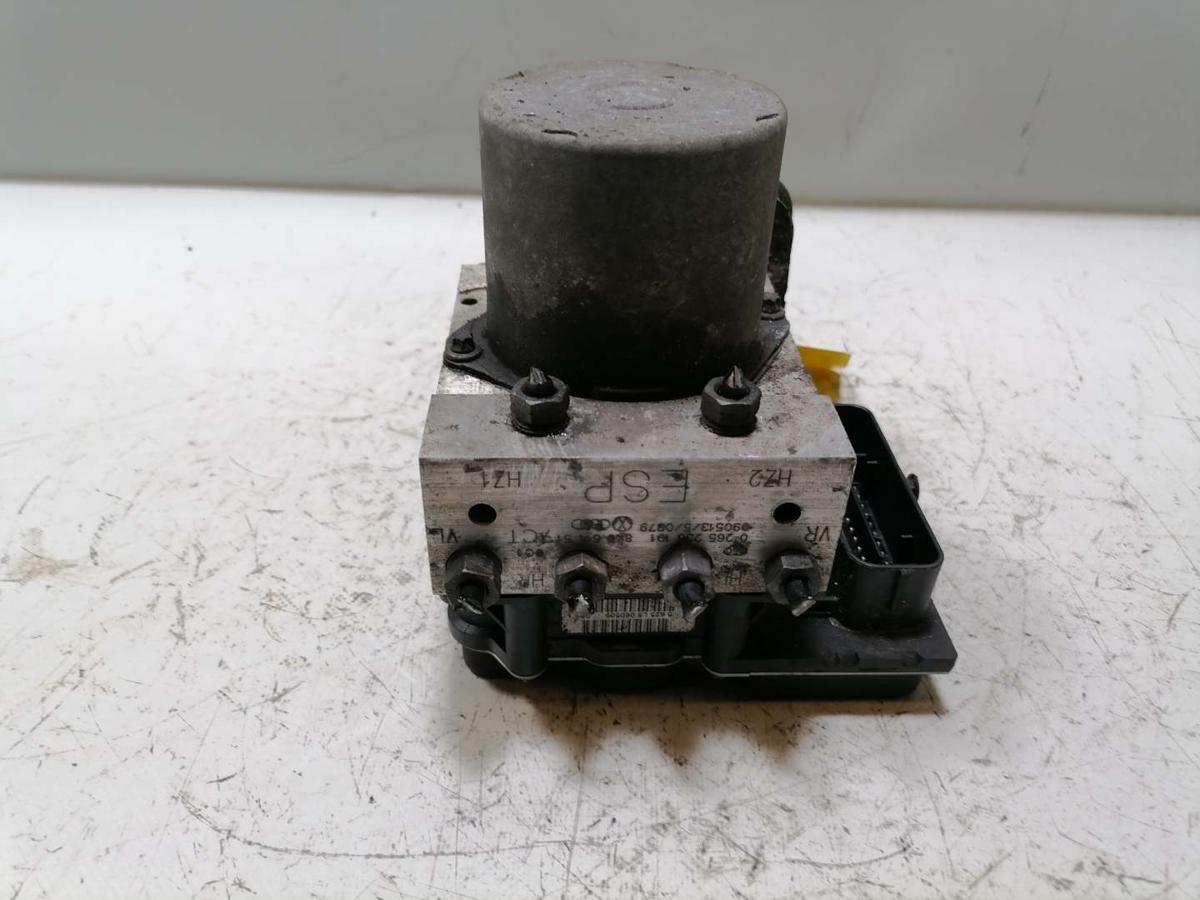 Audi A5 8T original Hydroaggregat ABS Block 1.8TFSI 118kw Bj.2009